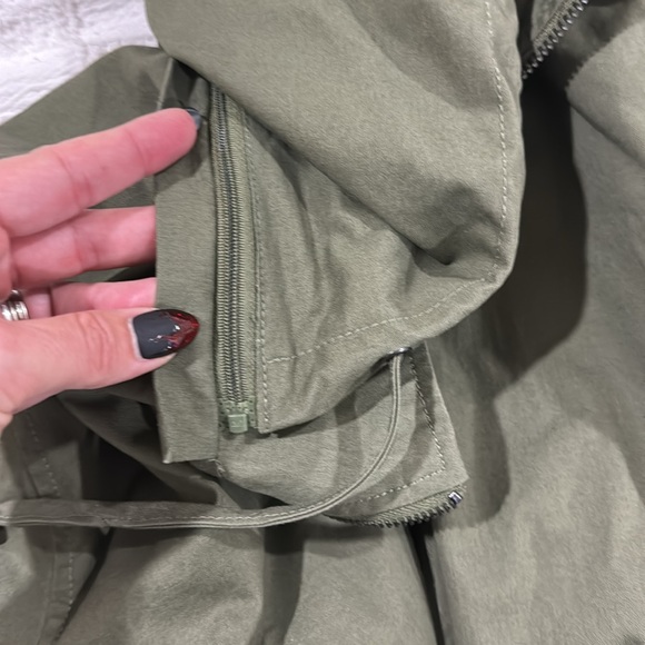 Sam Edelman green with gold sequin elbow anorak jacket size S - Picture 8 of 11